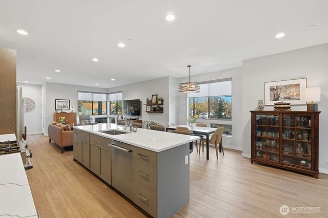 229 NE 185th Street, Shoreline, WA 98155