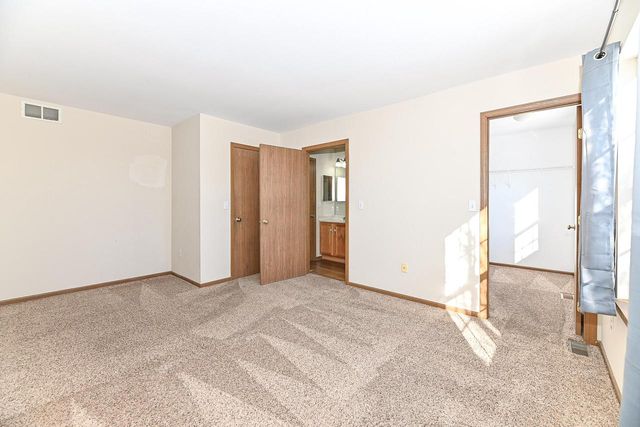 1051 Pheasant DRIVE, Genoa City, WI 53128