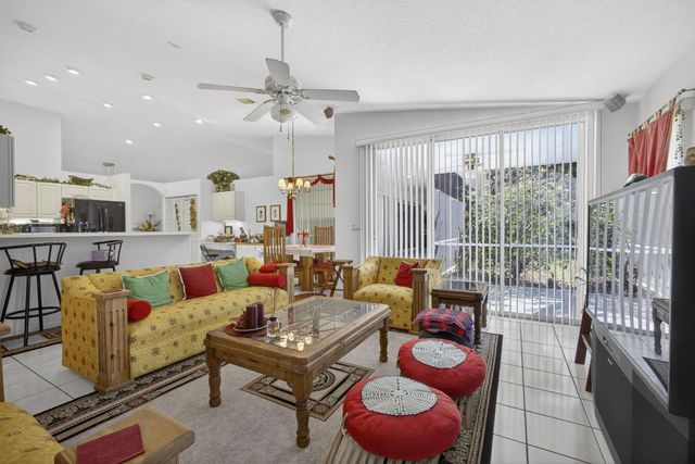 1940 S Club Drive, Wellington, FL 33414