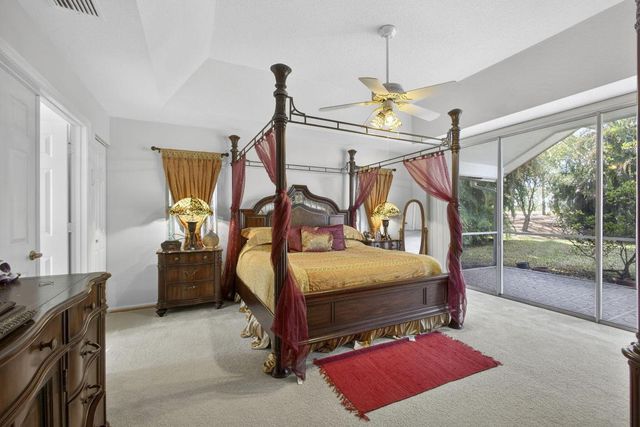 1940 S Club Drive, Wellington, FL 33414