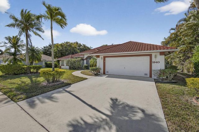 1940 S Club Drive, Wellington, FL 33414