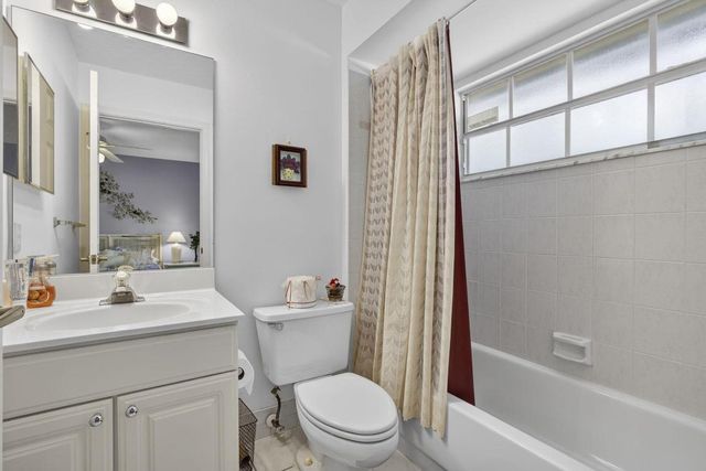 1940 S Club Drive, Wellington, FL 33414