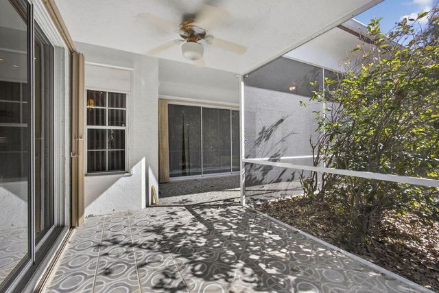 1940 S Club Drive, Wellington, FL 33414