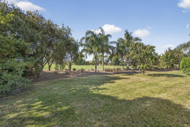 1940 S Club Drive, Wellington, FL 33414