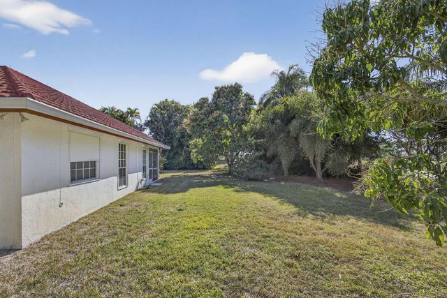 1940 S Club Drive, Wellington, FL 33414