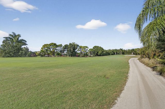 1940 S Club Drive, Wellington, FL 33414