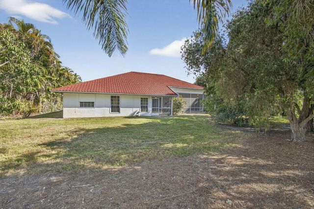 1940 S Club Drive, Wellington, FL 33414