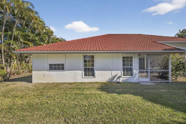 1940 S Club Drive, Wellington, FL 33414