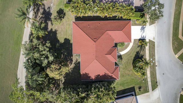 1940 S Club Drive, Wellington, FL 33414