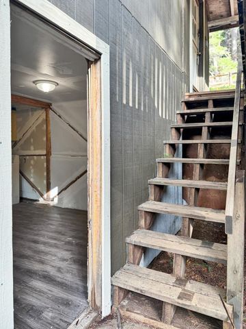 6148 Little Mountain Rd, Somerset, CA 95684