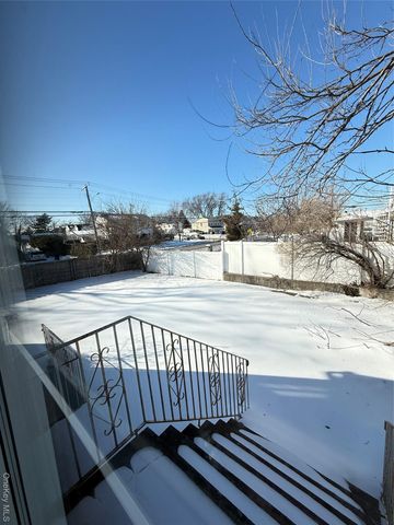 1003 Steele Boulevard, Baldwin, NY 11510