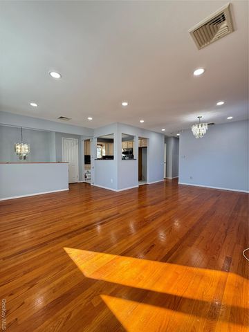 1003 Steele Boulevard, Baldwin, NY 11510