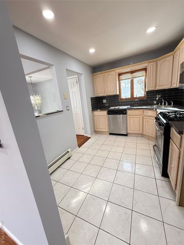 1003 Steele Boulevard, Baldwin, NY 11510