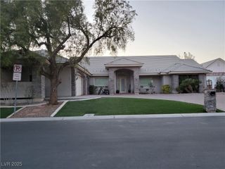 4739 Laurel Canyon Street, Las Vegas, NV 89129