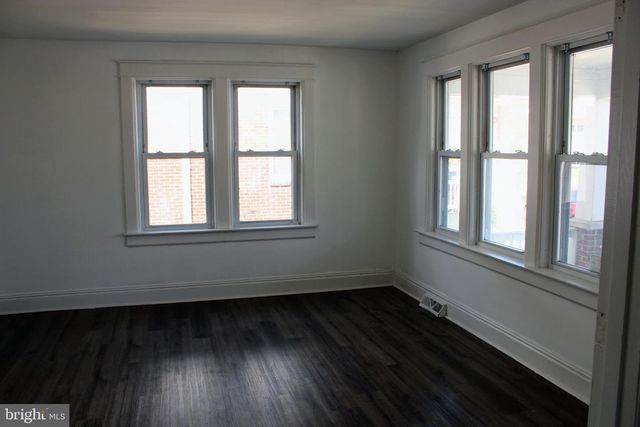44 N CLINTON ST, York, PA 17404