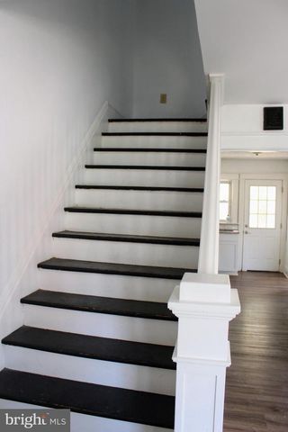 44 N CLINTON ST, York, PA 17404