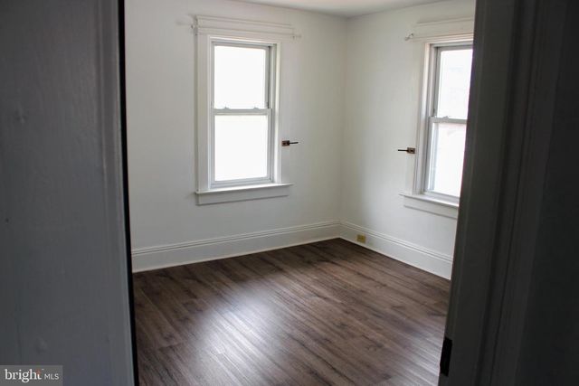 44 N CLINTON ST, York, PA 17404