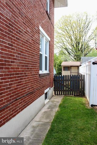 44 N CLINTON ST, York, PA 17404