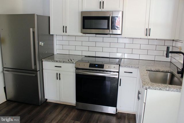 44 N CLINTON ST, York, PA 17404