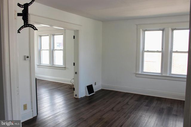 44 N CLINTON ST, York, PA 17404