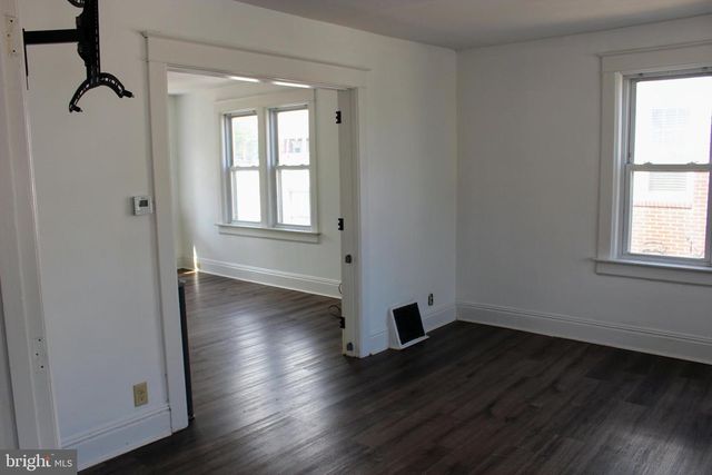 44 N CLINTON ST, York, PA 17404