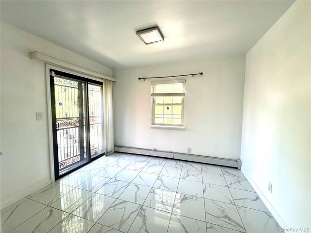 120-25 Ketch Court, College Point, NY 11356