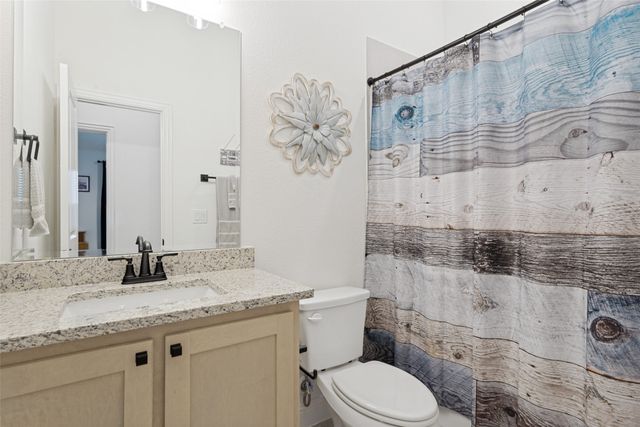 228 Shawnee Trail, Alvarado, TX 76009