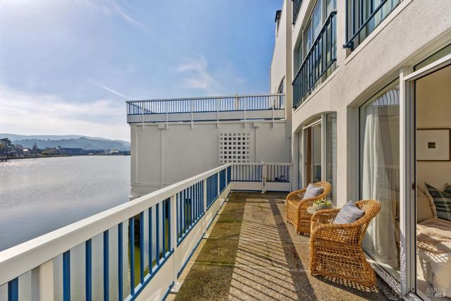 1106 Shelter Bay Ave, Mill Valley, CA 94941