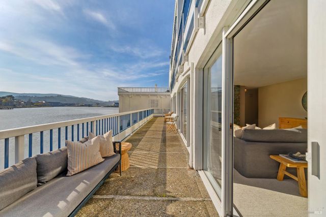 1106 Shelter Bay Ave, Mill Valley, CA 94941