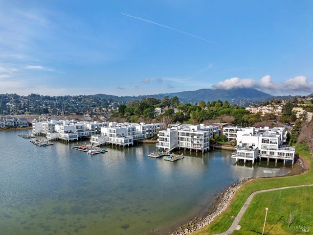 1106 Shelter Bay Ave, Mill Valley, CA 94941