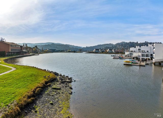 1106 Shelter Bay Ave, Mill Valley, CA 94941