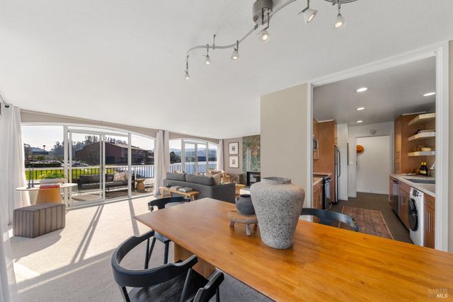 1106 Shelter Bay Ave, Mill Valley, CA 94941