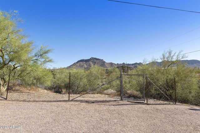 10646 E JENSEN Street, Mesa, AZ 85207