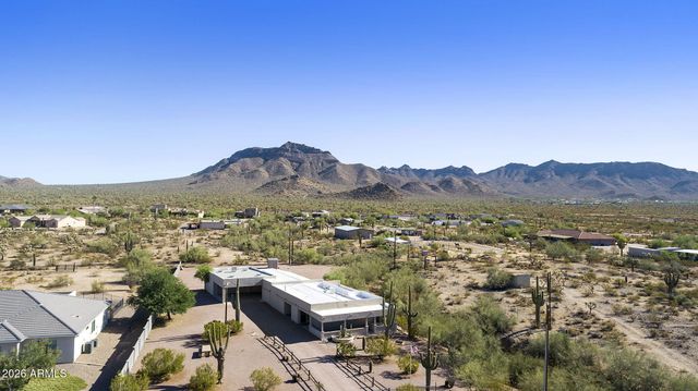 10646 E JENSEN Street, Mesa, AZ 85207