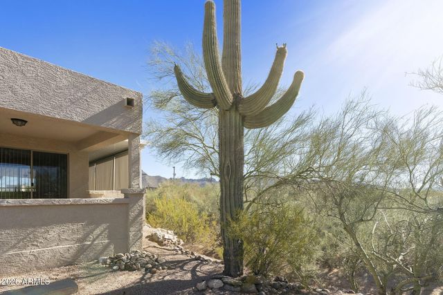 10646 E JENSEN Street, Mesa, AZ 85207