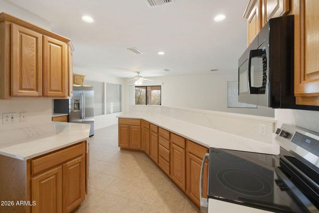 10646 E JENSEN Street, Mesa, AZ 85207