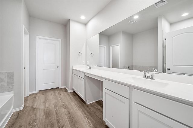 9295 Inland Leather Lane, Conroe, TX 77385