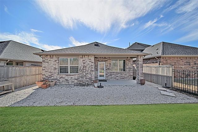 9295 Inland Leather Lane, Conroe, TX 77385