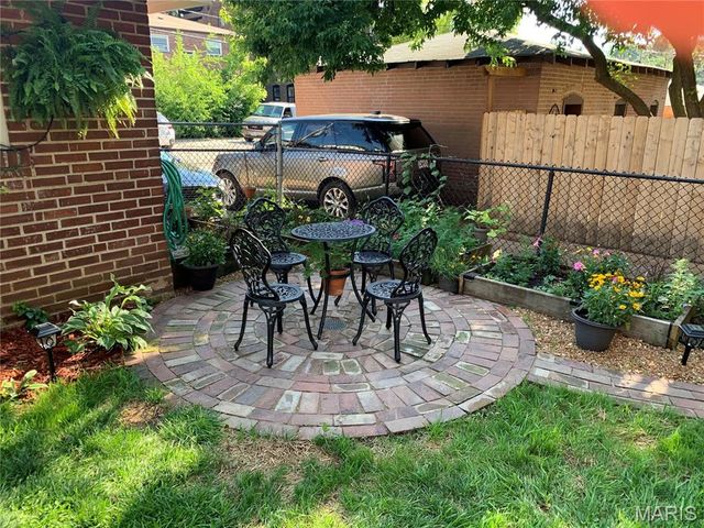 6320 Northwood Avenue 3, Clayton, MO 63105