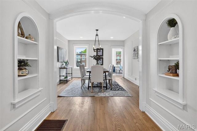 6320 Northwood Avenue 3, Clayton, MO 63105
