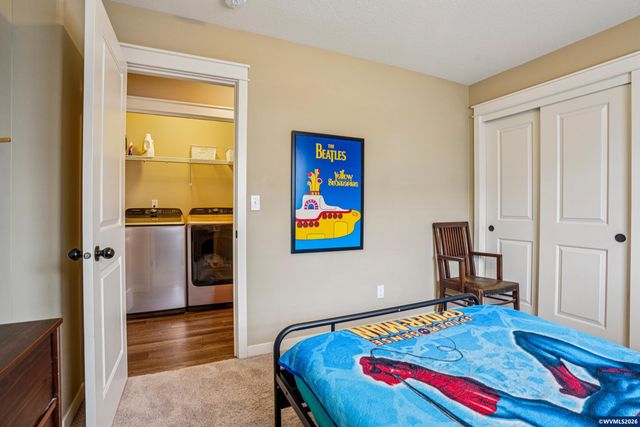 814 Crouchen St NW, Salem, OR 97304