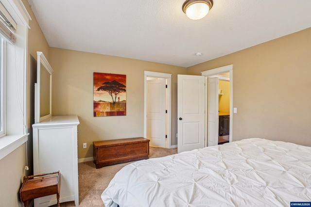 814 Crouchen St NW, Salem, OR 97304