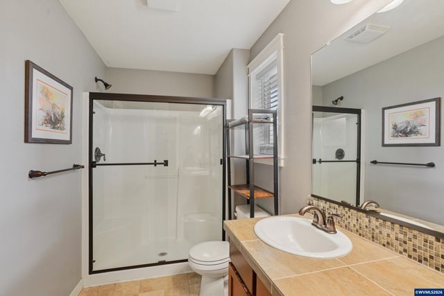 814 Crouchen St NW, Salem, OR 97304