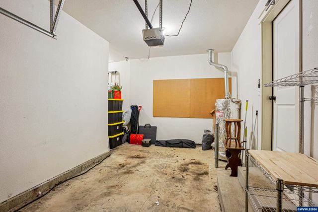 814 Crouchen St NW, Salem, OR 97304