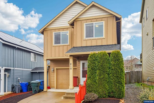 814 Crouchen St NW, Salem, OR 97304