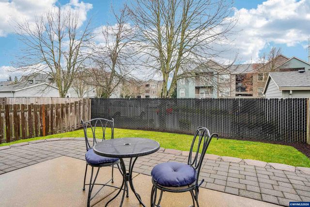 814 Crouchen St NW, Salem, OR 97304