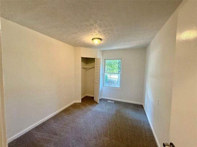3570 Brenda Court, Douglasville, GA 30135