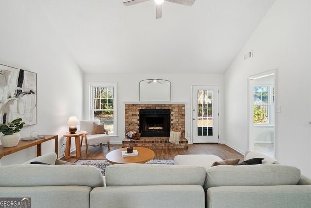 3 W Sagebrush Lane, Savannah, GA 31419