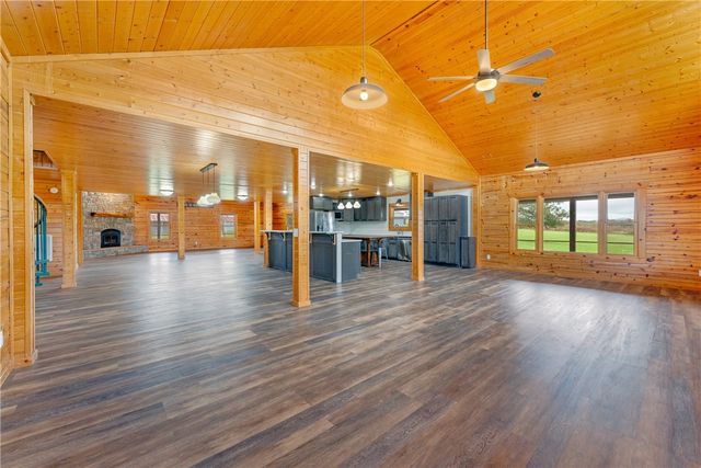 1204 County Road 215, Berryville, AR 72616