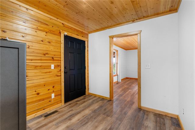 1204 County Road 215, Berryville, AR 72616